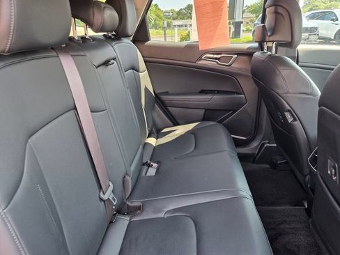 Used 2023 Kia Sportage EX AWD/4WD image 29