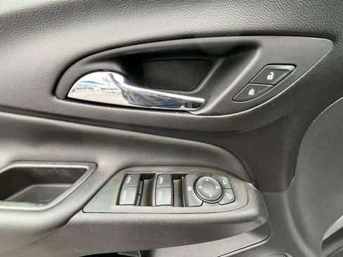 Used 2021 Chevrolet Equinox LT AWD/4WD image 14
