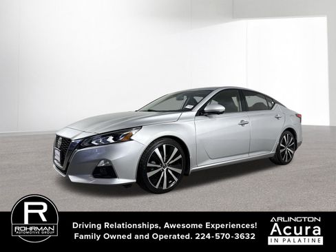 Used 2019 Nissan Altima 2.0 Platinum image 2