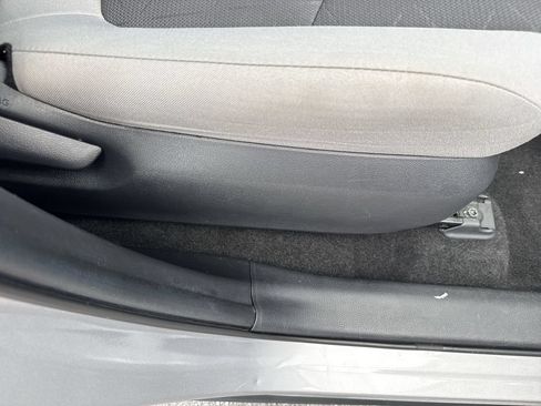 Used 2019 Toyota RAV4 XLE FWD image 45
