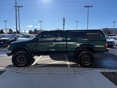 Used 2003 Toyota Tacoma 4x4 Xtracab V6 image 4