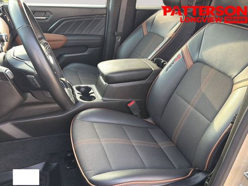 Used 2023 GMC Canyon AT4 w/ Technology Package AWD/4WD image 18