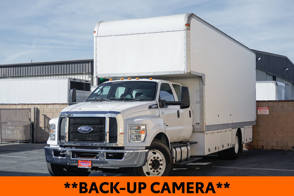 Used 2016 Ford F650 2WD Crew Cab Super Duty image 4