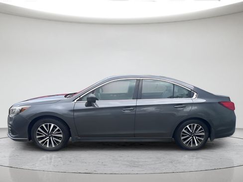 Used 2018 Subaru Legacy 2.5i AWD/4WD image 4