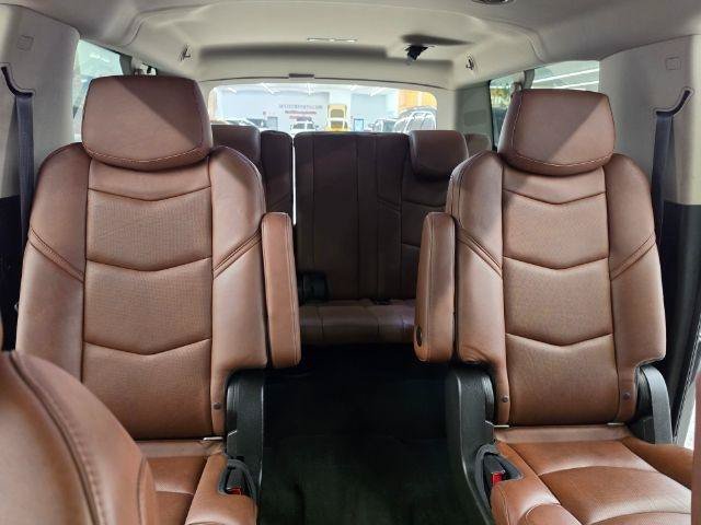 Used 2016 Cadillac Escalade ESV Premium AWD/4WD image 39