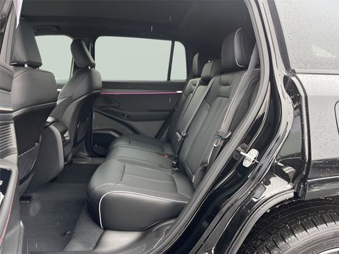 Used 2025 Jeep Wagoneer S Limited image 21