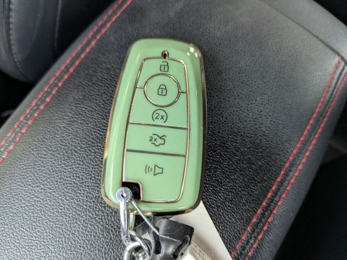 Used 2023 Ford Escape ST-Line w/ Tech Pack #1 FWD image 30