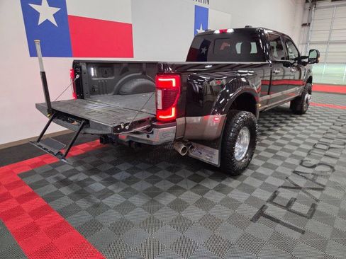 Used 2022 Ford F350 King Ranch w/ King Ranch Ultimate Package image 29