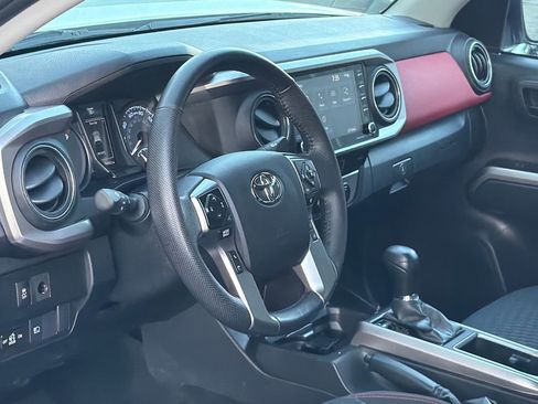 Used 2023 Toyota Tacoma SR5 AWD/4WD image 16