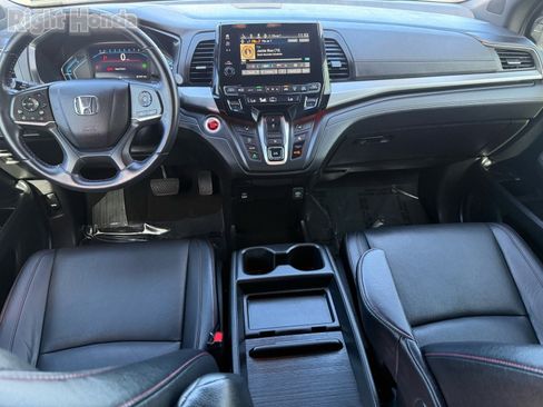 Used 2023 Honda Odyssey Sport image 27