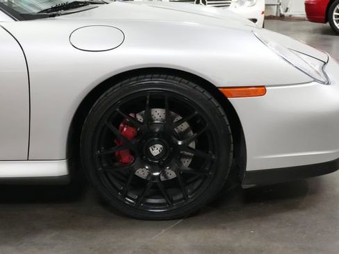 Used 2004 Porsche 911 Carrera RWD image 14