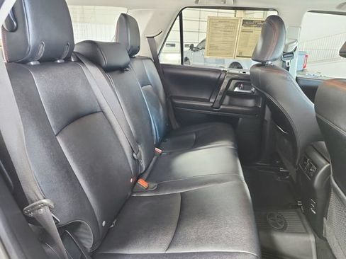 Used 2019 Toyota 4Runner TRD Off-Road Premium AWD/4WD image 41