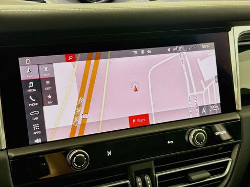 Certified 2026 Porsche Macan S AWD/4WD image 18