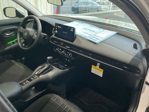 New 2026 Honda HR-V LX image 21