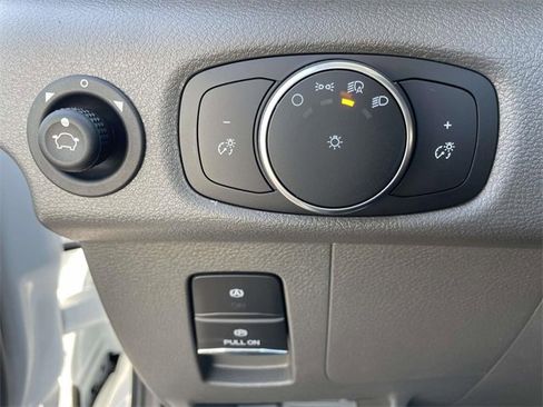 New 2026 Ford Transit 350 148 Low Roof image 17