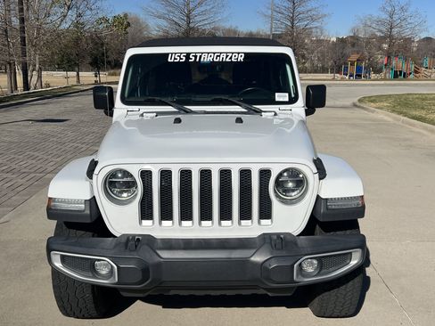 Used 2022 Jeep Wrangler Unlimited Sahara w/ LED Lighting Group image 3