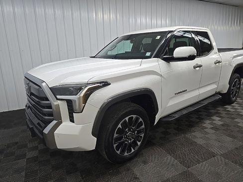 Used 2022 Toyota Tundra Limited image 8