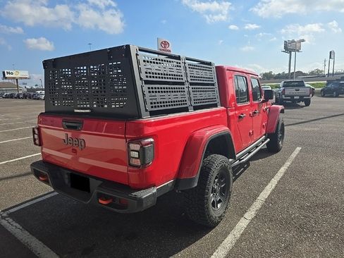 Used 2022 Jeep Gladiator Mojave image 3