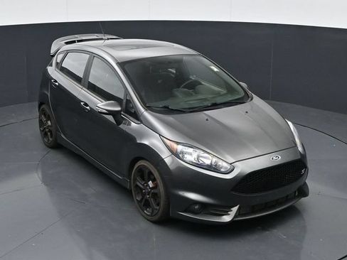 Used 2018 Ford Fiesta ST FWD image 33