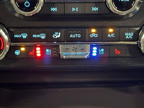 Used 2026 Ford F450 Platinum w/ Snow Plow Prep Package AWD/4WD image 31