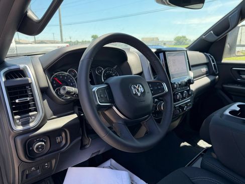 Used 2025 RAM 1500 Lone Star AWD/4WD image 12
