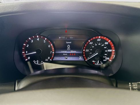 Used 2023 Nissan Frontier PRO-4X w/ Tow Package AWD/4WD image 33