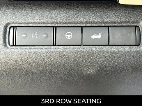 Certified 2022 Nissan Pathfinder SV w/ SV Premium Package AWD/4WD image 10