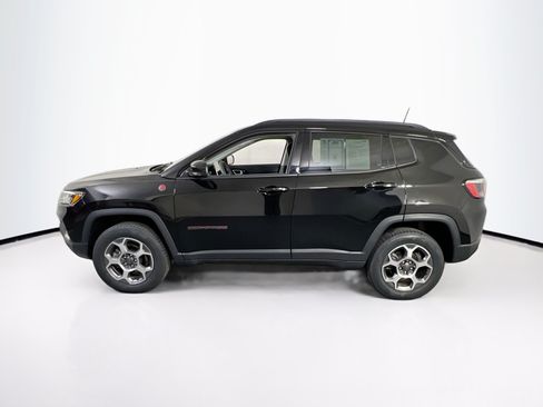 Used 2022 Jeep Compass Trailhawk AWD/4WD image 8