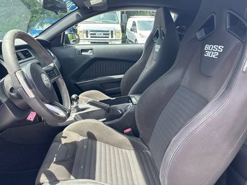 Used 2012 Ford Mustang Boss 302 w/ Boss 302 Accessory Pkg RWD image 6