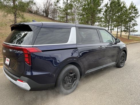 New 2026 Kia Carnival LXS image 28