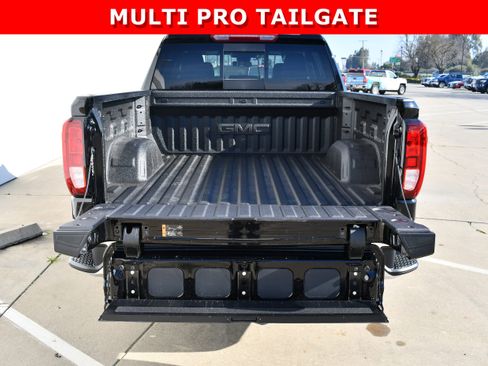 New 2026 GMC Sierra 1500 SLE w/ Preferred Package image 7