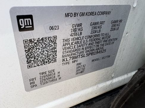 Used 2023 Chevrolet TrailBlazer RS w/ Sun and Liftgate Package FWD image 30
