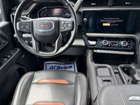 Used 2024 GMC Sierra 2500 AT4 w/ AT4 Premium Plus Package AWD/4WD image 19