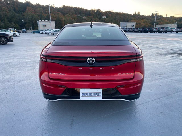 New 2027 Toyota Crown Platinum AWD/4WD image 9