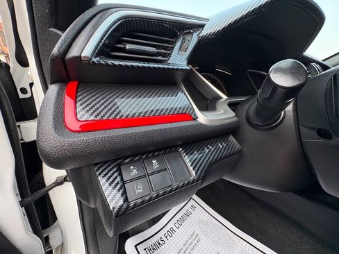 Used 2019 Honda Civic Sport image 28