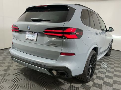 New 2026 BMW X5 sDrive40i w/ M Sport Package image 5