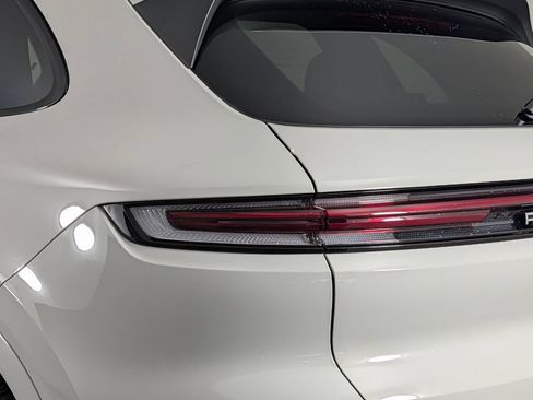 New 2026 Porsche Cayenne S AWD/4WD image 16