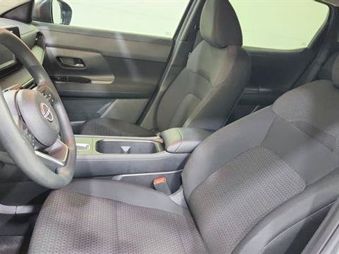 Used 2025 Nissan Kicks S AWD/4WD image 8