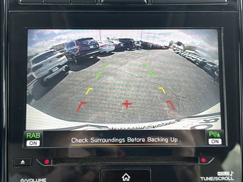 Used 2019 Subaru Ascent Limited AWD/4WD image 10