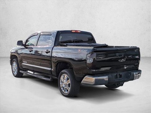 Used 2015 Toyota Tundra SR5 image 8