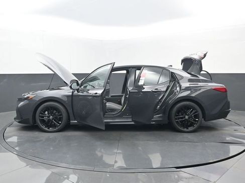 New 2026 Toyota Camry SE w/ Multimedia Upgrade Package image 32