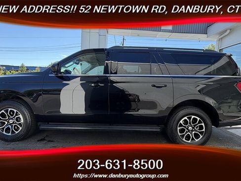 Used 2024 Ford Expedition Max XLT RWD image 2