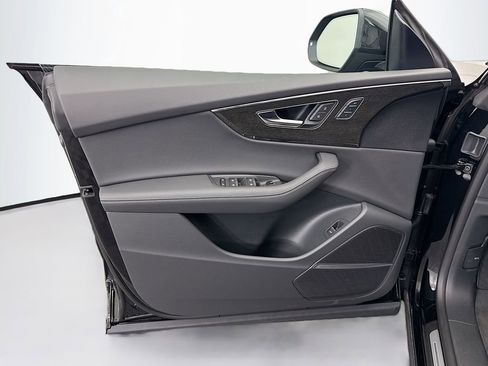 New 2026 Audi Q8 Premium Plus image 23