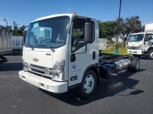 New 2024 Chevrolet Low Cab Forward 5500XD image 2