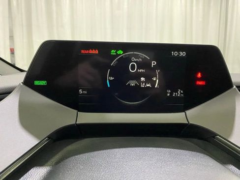 New 2026 Toyota Prius Plug-In Hybrid FWD image 15