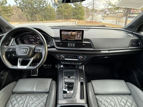 Used 2018 Audi SQ5 Prestige w/ Prestige Package image 22