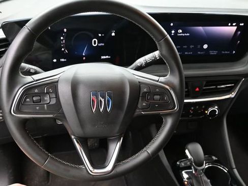 Used 2025 Buick Encore GX Preferred AWD/4WD image 18