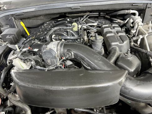 Used 2022 Dodge Durango GT image 32