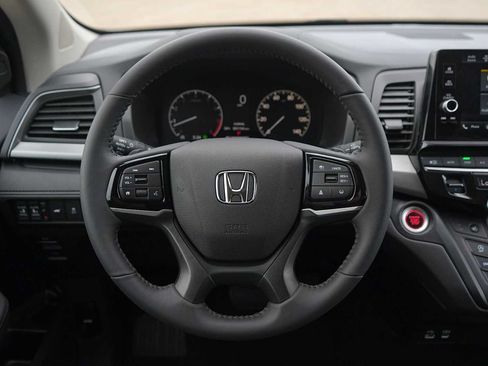 Certified 2026 Honda Odyssey EX-L image 16
