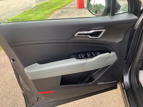 Used 2023 Kia Sportage X-Line w/ X-Line Premium Package AWD/4WD image 12